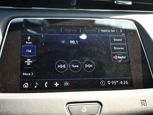 Used 2020 Cadillac XT4 Premium Luxury image 36