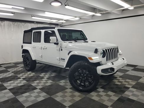 Used 2021 Jeep Wrangler Unlimited Sahara image 1