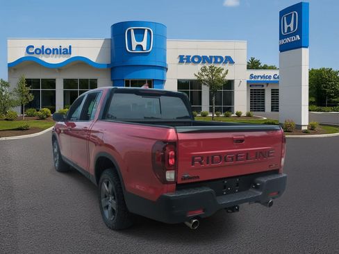 Used 2024 Honda Ridgeline TrailSport image 4