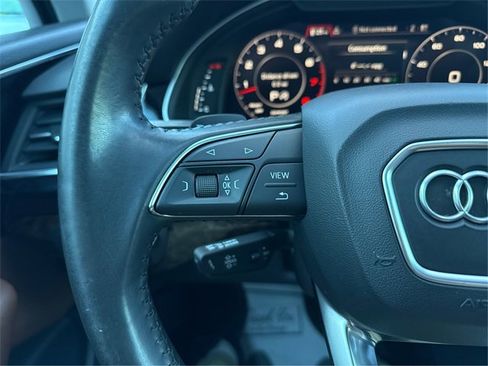 Used 2018 Audi Q7 3.0T Prestige w/ Prestige Package image 36