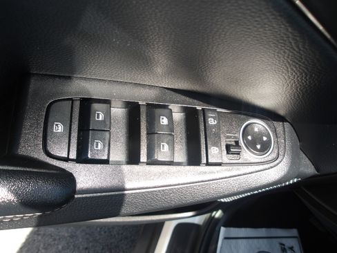 Used 2024 Kia Seltos S AWD/4WD image 15