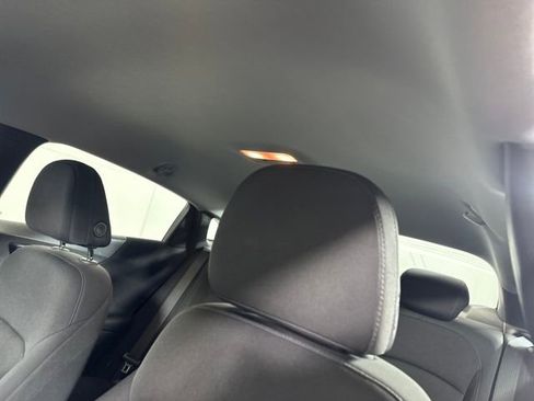 Used 2023 Chevrolet Malibu LT image 12