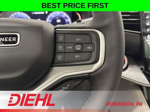 New 2026 Jeep Grand Wagoneer Limited AWD/4WD image 33