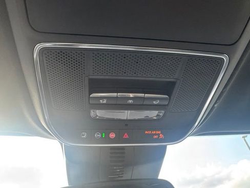 Used 2025 Buick Enclave Avenir AWD/4WD image 23