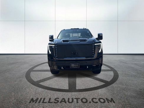 Used 2024 GMC Sierra 2500 Denali Ultimate w/ Max Trailering Package AWD/4WD image 2