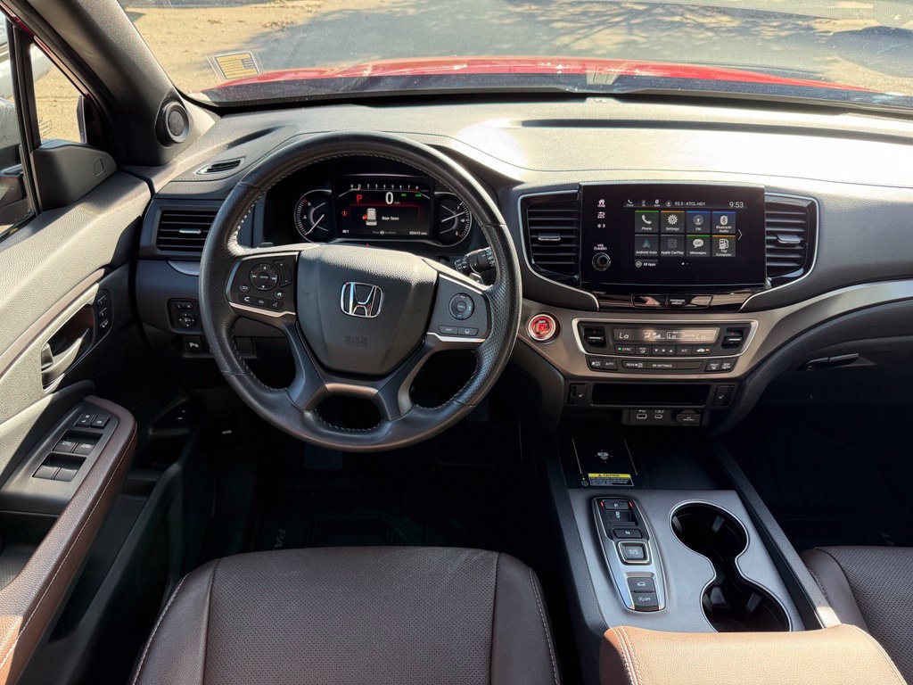 Used 2025 Honda Passport EX-L image 2
