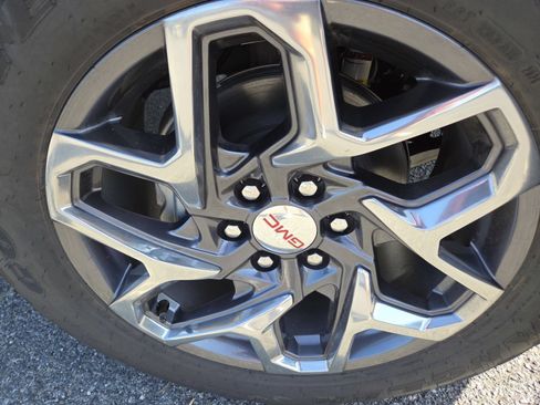 New 2026 GMC Sierra 1500 SLT w/ SLT Premium Plus Package AWD/4WD image 17