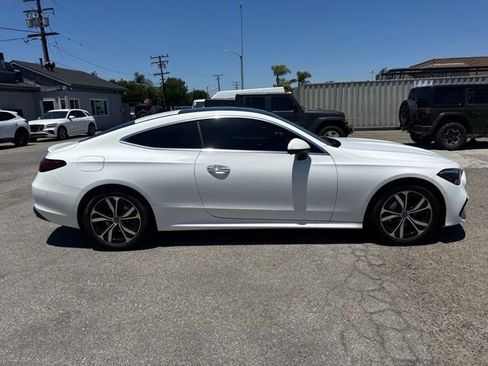 Used 2026 Mercedes-Benz CLE 300 4MATIC Coupe image 4