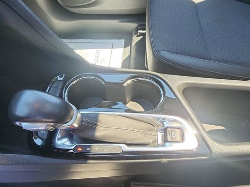 Used 2020 Buick Encore GX Select w/ Experience Buick Package FWD image 19