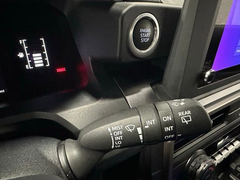 Used 2025 Toyota 4Runner SR5 image 23