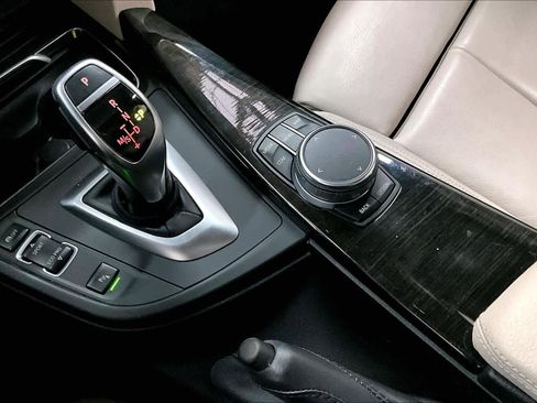 Used 2018 BMW 330i Sedan image 37