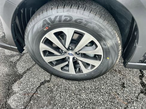 New 2025 Subaru Outback Premium w/ Popular Package #1A image 13