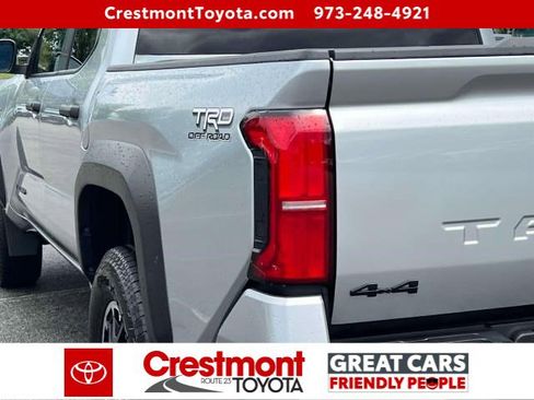 Used 2024 Toyota Tacoma TRD Off-Road image 8