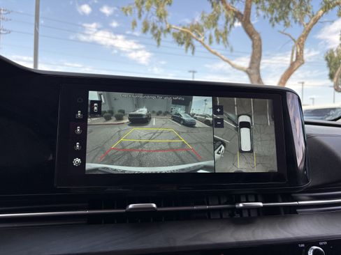 Used 2022 Kia Carnival SX FWD image 21