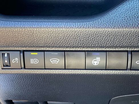 Used 2025 Toyota RAV4 XLE w/ Convenience Package AWD/4WD image 23