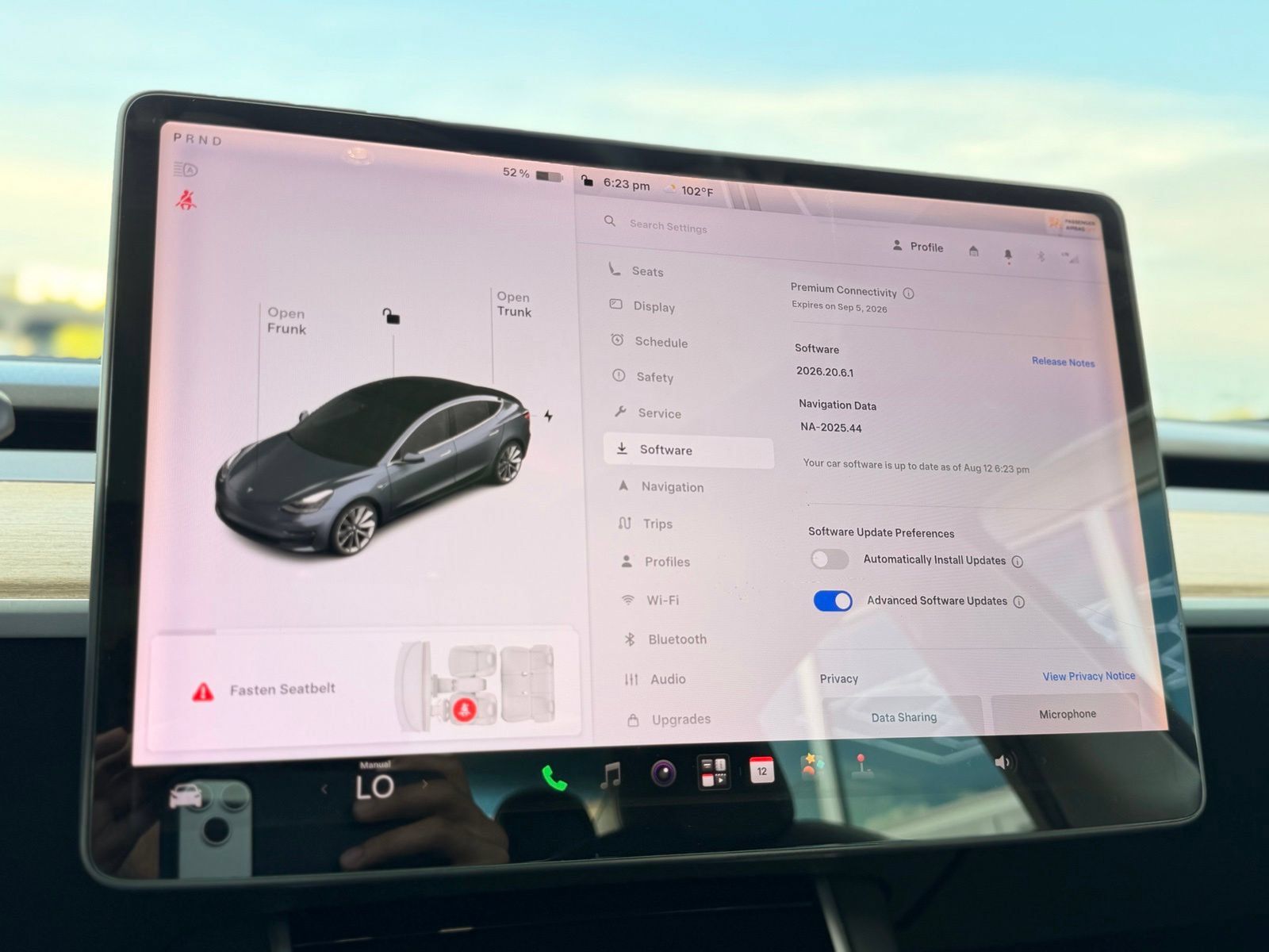 Used 2018 Tesla Model 3 Mid Range RWD image 38