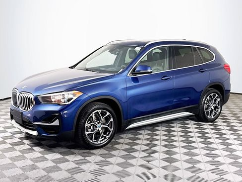 Used 2021 BMW X1 xDrive28i w/ Convenience Package AWD/4WD image 4