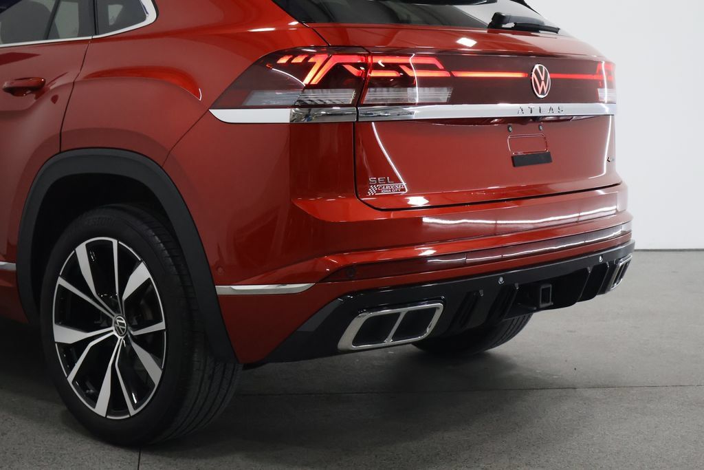 Used 2024 Volkswagen Atlas Cross Sport SEL Premium R-Line AWD/4WD image 10