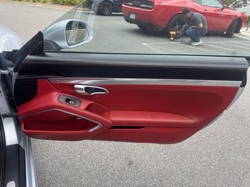 Used 2016 Porsche 911 Turbo image 20