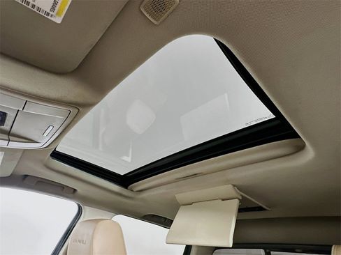 Used 2017 GMC Sierra 3500 Denali w/ Duramax Plus Package image 21