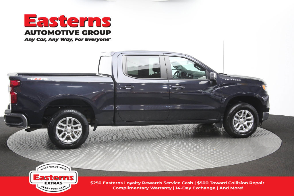 Used 2023 Chevrolet Silverado 1500 LT AWD/4WD image 49