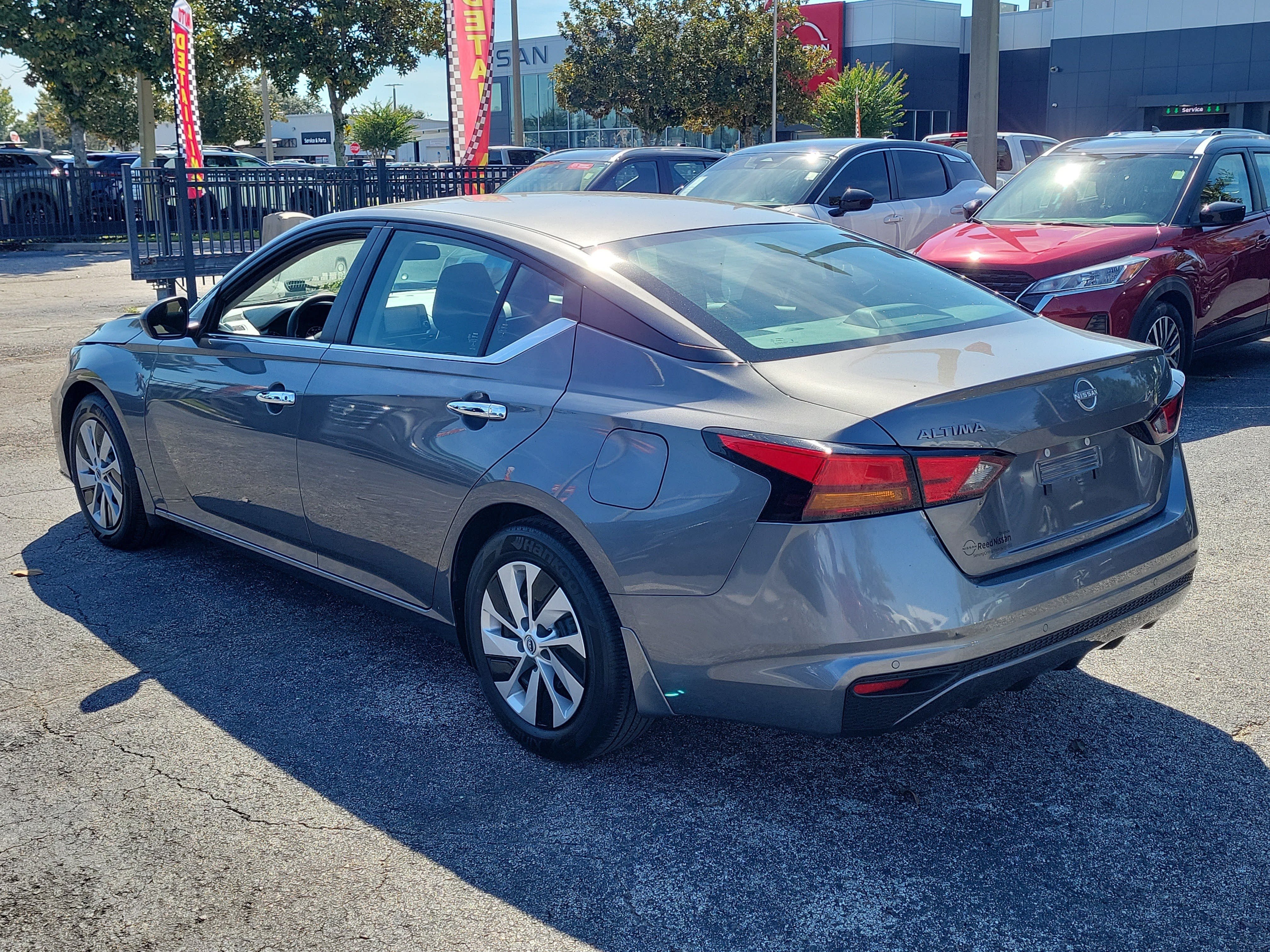 Certified 2024 Nissan Altima 2.5 S FWD image 7