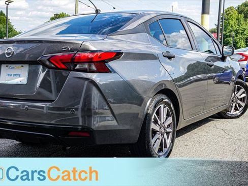 Used 2020 Nissan Versa S FWD image 5