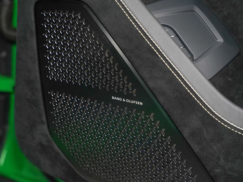 Used 2023 Lamborghini Urus Performante AWD/4WD image 41