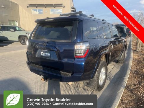 Used 2023 Toyota 4Runner SR5 Premium image 7