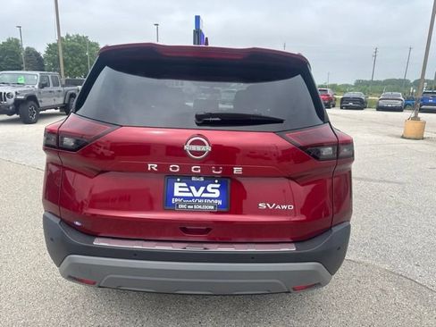 Used 2023 Nissan Rogue SV AWD/4WD image 4