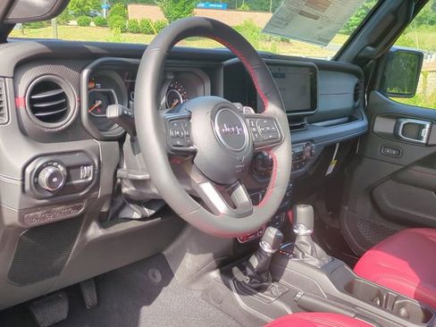 New 2024 Jeep Wrangler Unlimited Rubicon 392 AWD/4WD image 21