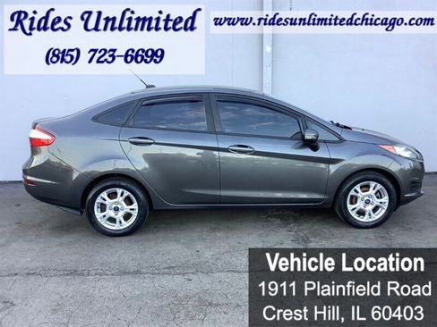 Used 2016 Ford Fiesta SE image 7