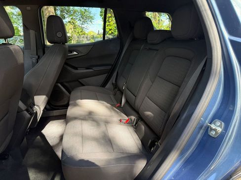 Used 2025 Chevrolet Equinox LT image 33