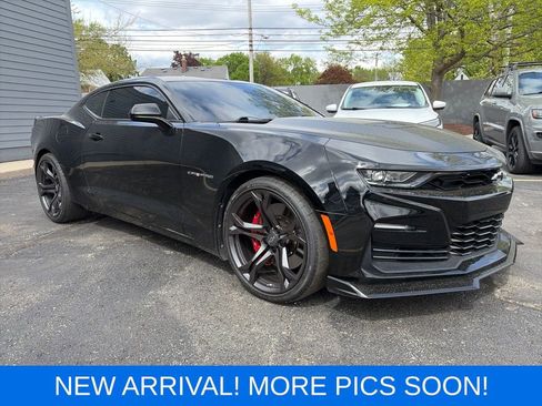 Used 2022 Chevrolet Camaro SS RWD image 6
