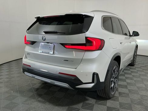 New 2026 BMW X1 xDrive28i w/ Technology Package AWD/4WD image 5
