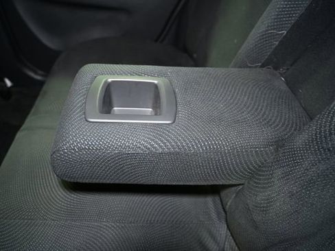 Used 2011 Toyota Yaris Sedan image 41