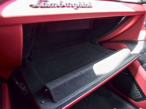 Used 2024 Lamborghini Urus S image 88