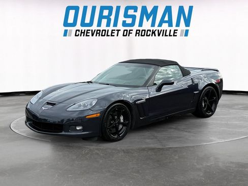 Used 2013 Chevrolet Corvette Grand Sport w/ 4LT Preferred Equipment Group RWD image 2