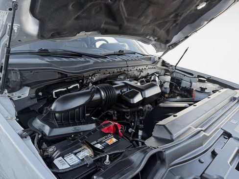 Used 2017 Ford F250 Lariat w/ Lariat Ultimate Package image 28