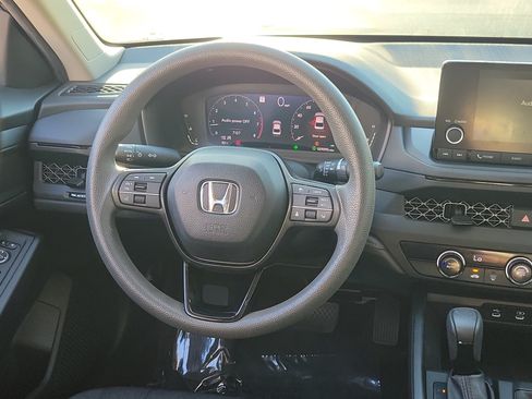 Certified 2024 Honda Accord LX image 17