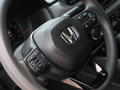 Used 2025 Honda Accord LX image 22