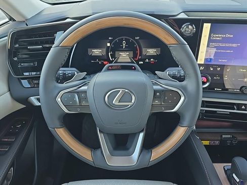 Used 2026 Lexus RX 450h AWD w/ Convenience Package image 21