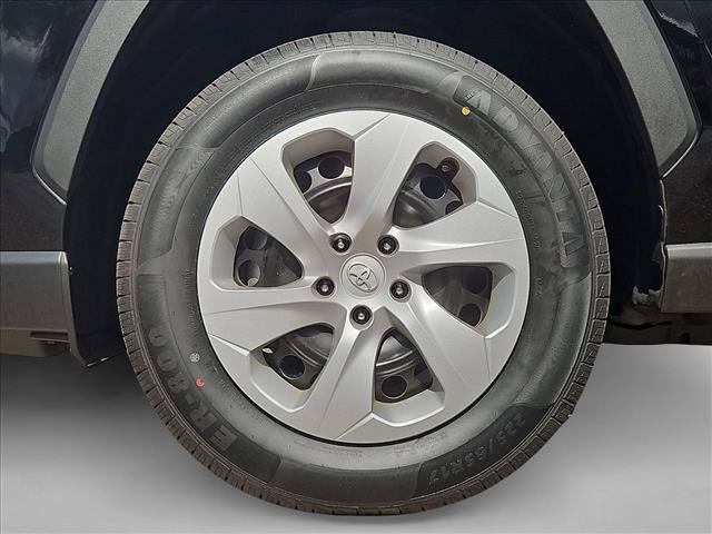 Used 2025 Toyota RAV4 LE AWD/4WD image 29