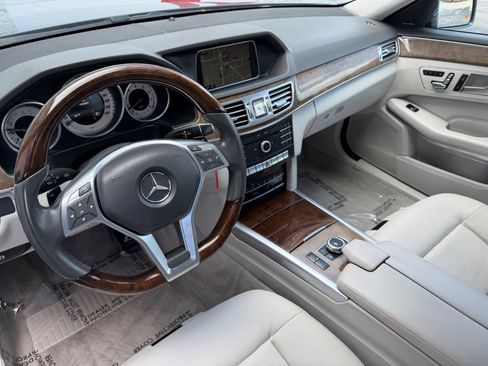 Used 2016 Mercedes-Benz E 350 4MATIC Wagon w/ Premium Package image 25