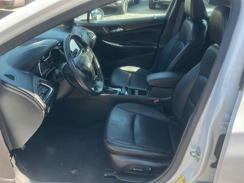 Used 2016 Chevrolet Cruze Premier FWD image 16