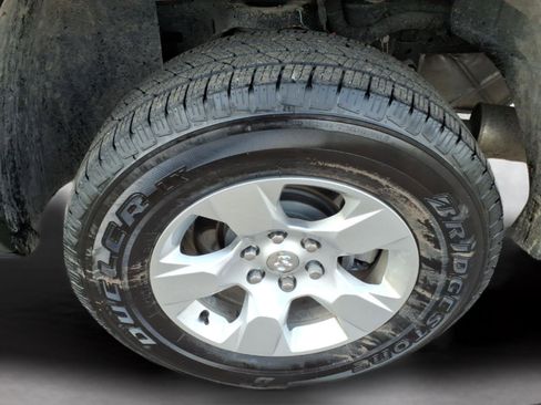 Used 2020 RAM 1500 Big Horn image 10