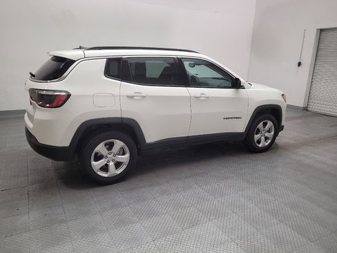 Used 2021 Jeep Compass Latitude w/ Sun and Sound Group AWD/4WD image 10