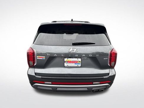 Used 2023 Hyundai Palisade Limited AWD/4WD image 4