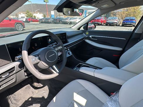 New 2026 Hyundai Sonata SEL AWD/4WD image 11