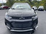 Used 2020 Chevrolet Trax LT w/ Sun & Sound Package image 2
